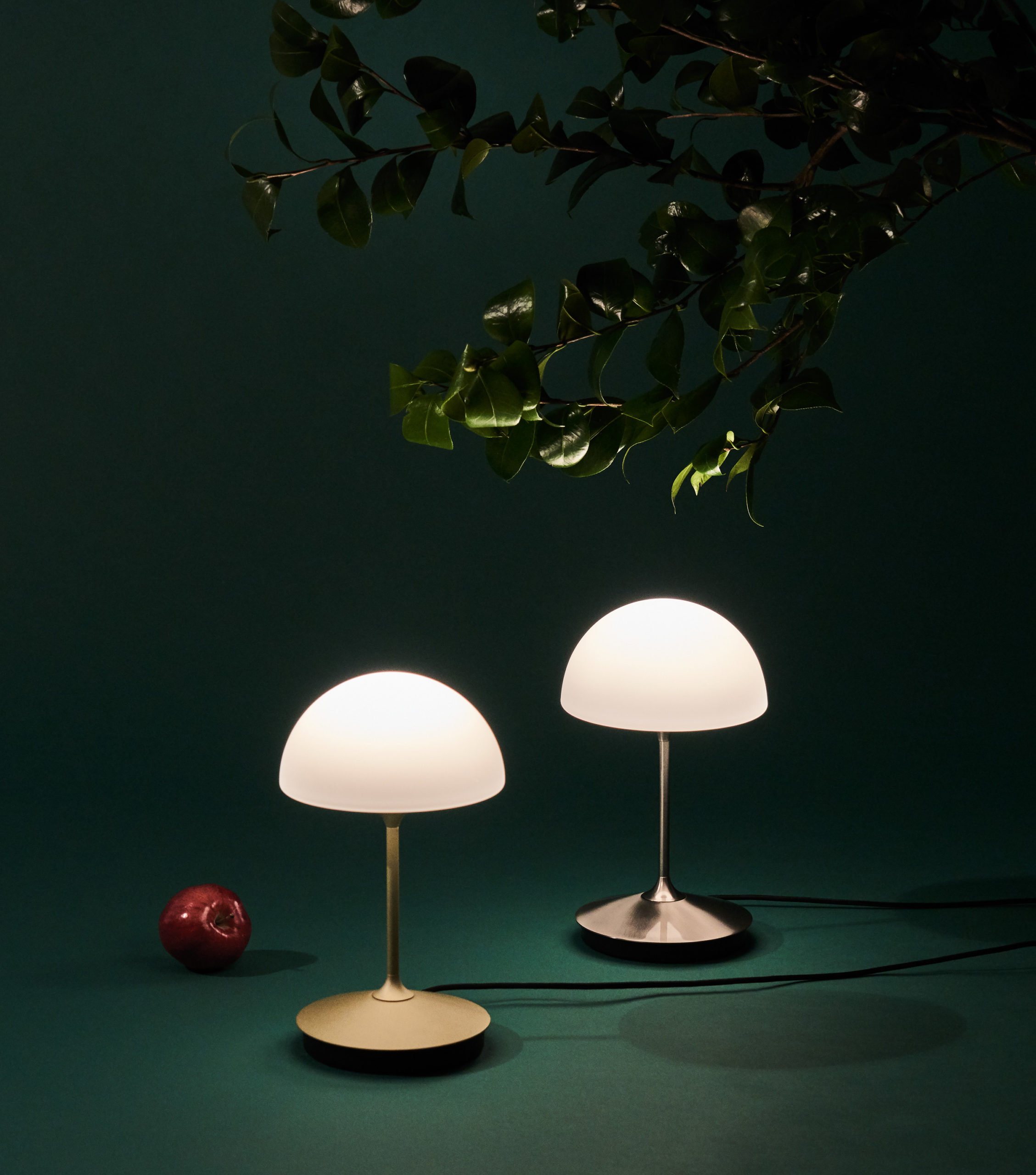 Pensee Table Lamp